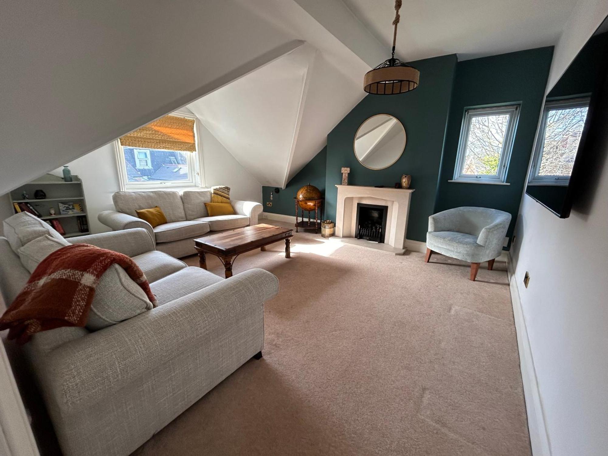 Seaside Rentals Bournemouth - 2Br, Upto 6Ppl, Beach 3 Min Walk, Dogs Ok, Wifi, Park 2 Cars المظهر الخارجي الصورة