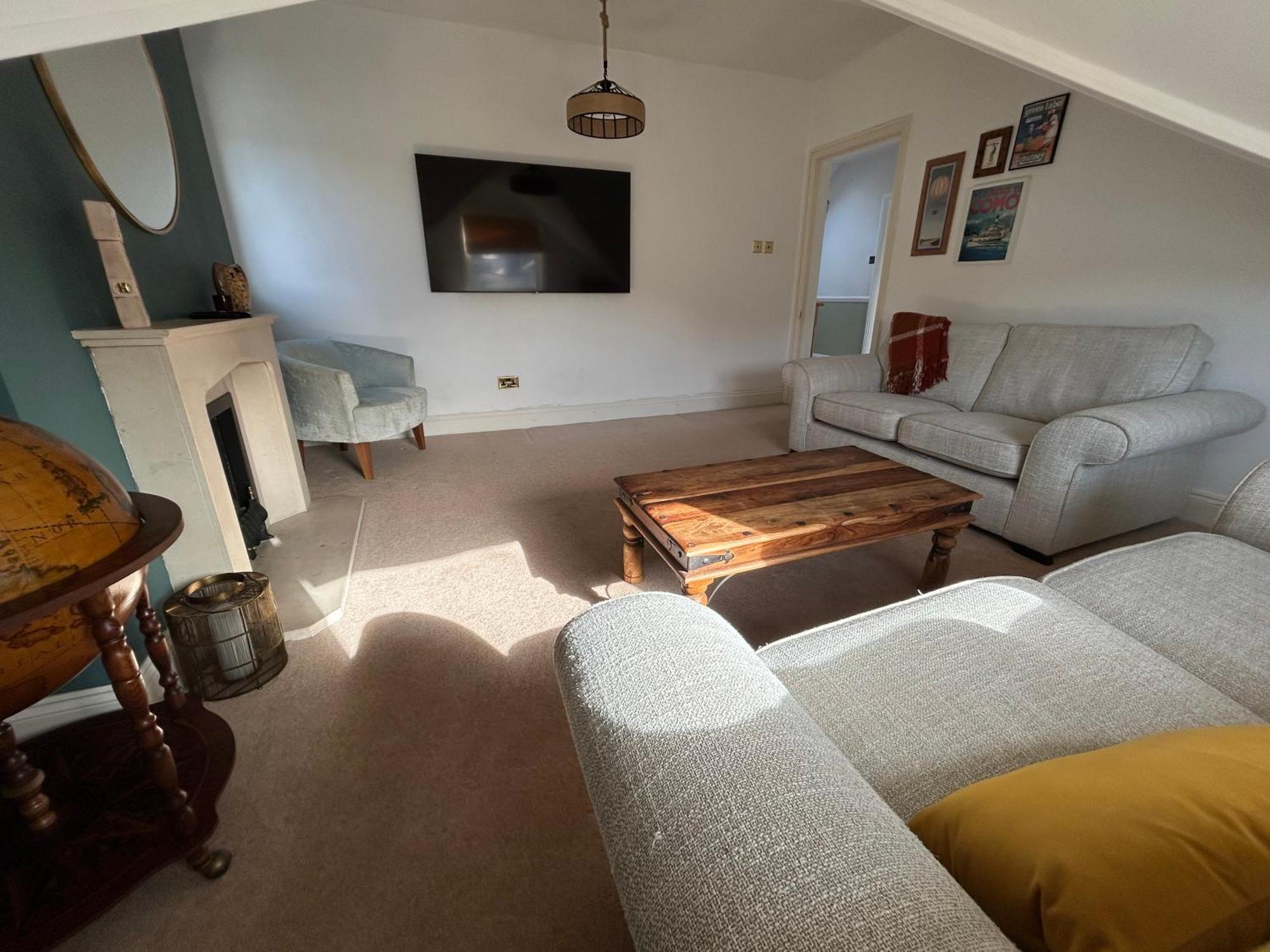 Seaside Rentals Bournemouth - 2Br, Upto 6Ppl, Beach 3 Min Walk, Dogs Ok, Wifi, Park 2 Cars المظهر الخارجي الصورة