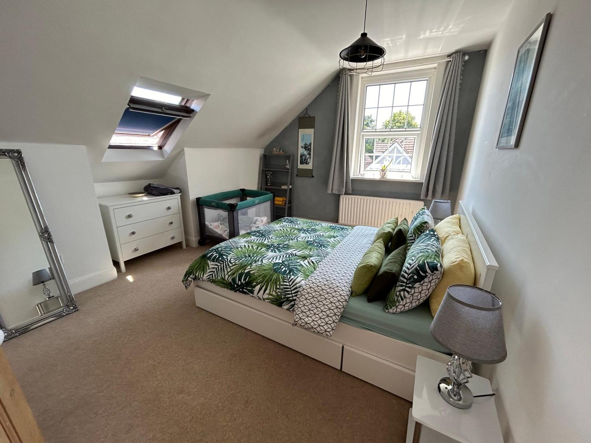 Seaside Rentals Bournemouth - 2Br, Upto 6Ppl, Beach 3 Min Walk, Dogs Ok, Wifi, Park 2 Cars المظهر الخارجي الصورة